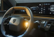 Цілком таємно: салон нового Peugeot 5008 розсекретили на відео Peugeot E-5008