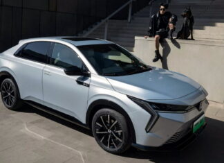 Від $22 000: Honda представила дешеві електрокросовери Honda ENS2
