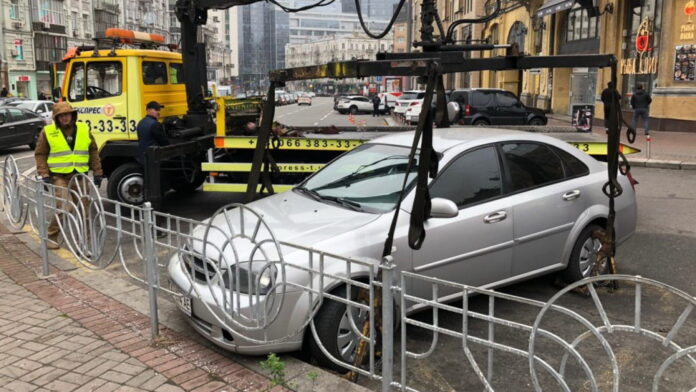 евакуація авто