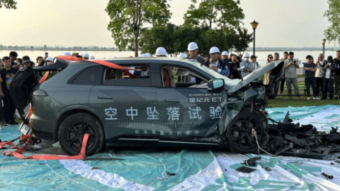 Exeed crash Exeed crash