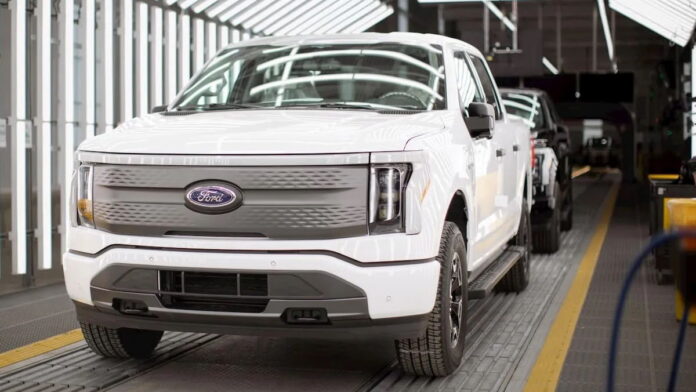 Ford F-150 Lightning_ Ford F-150 Lightning