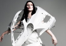 Леді Гага одягла сукню з бампера Mercedes-Benz E-Class Lady Gaga Mercedes Bumper