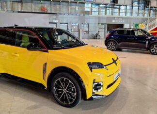 Стартують продажі нового доступного електромобіля Renault: подробиці та ціни New Renault 5