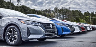 NISSAN_SEDANS