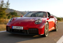 В Україні стартують продажі Porsche 911 з електромотором: оголошено ціни Porsche 911