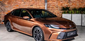 Toyota Camry 2024