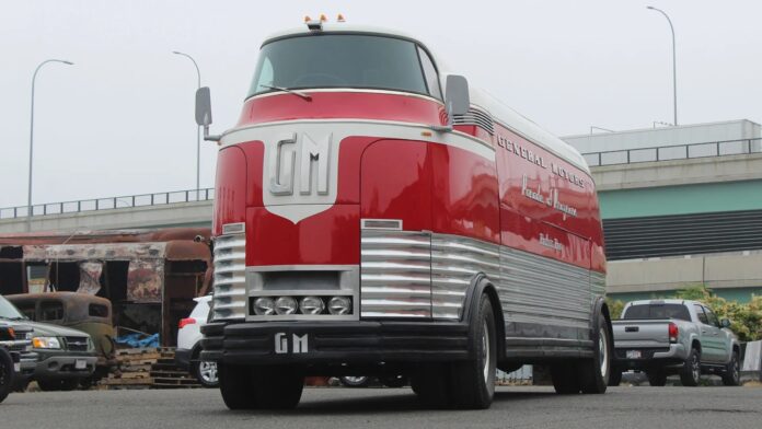 General Motors Futurliner 1 General Motors Futurliner