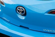 Завдяки китайським технологіям: нова Toyota Corolla проїде 2100 км на одній заправці New Toyota Corolla