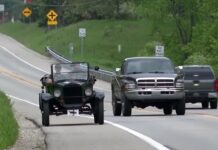 Він досі їздить! Поліція патрулює дороги на столітньому Ford Model T (фото) Michigan-Model-T
