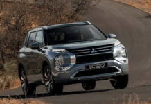300 сил та витрата 0,8 л/100 км: Mitsubishi оновив кросовер Outlander 2025 Mitsubishi Outlander PHEV