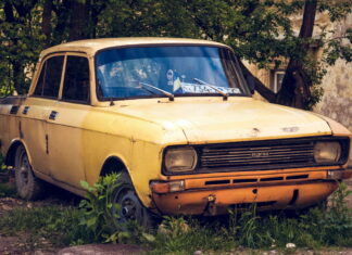 Відтепер можна безкоштовно зняти авто з реєстрації. Але не всім! дуже старе авто