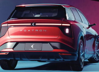 Виробник iPhone хоче купити Nissan, який веде перемовини про злиття з Honda Foxconn