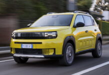 Бензин та електро: стартували продажі нового недорогого кросовера Fiat FIAT Grande Panda