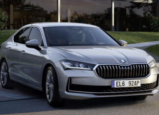 Skoda Superb отримала абсолютно нову версію: всі подробиці Skoda Superb iV