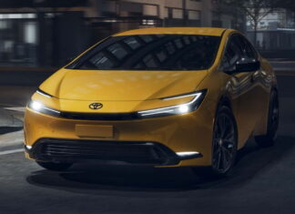 Toyota оновила свою знамениту модель: оголошено ціни Toyota Prius