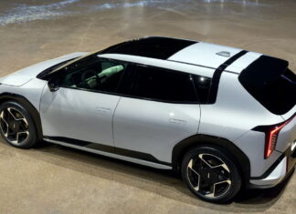 Конкурент Tesla Model 3 та VW ID.3: представлено новий Kia EV4 2026 Kia EV4 hatch