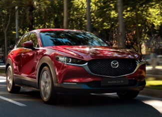 Українцям запропонували найдешевший кросовер Mazda із суттєвою знижкою Mazda CX-30