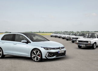 Названо ТОП-10 найпопулярніших в Україні вживаних авто з-за кордону Volswagen Golf