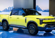 Продаватиметься по всьому світу: представлено перший гідридний пікап Nissan Nissan Frontier Pro Plug-in
