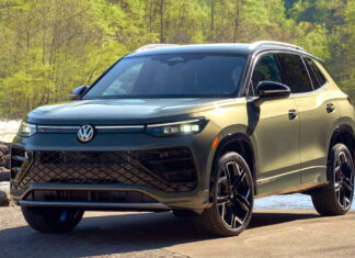 Новий Volkswagen Tiguan отримав топову 272-сильну версію: всі подробиці Volkswagen Tiguan SEL R-Line Turbo
