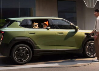 Стартували продажі клона кросовера Kia EV3 вартістю 11 тисяч доларів Dongfeng Nano 06