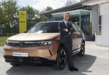 В Україні вже восени: зустрічайте новий повнопривідний Opel Grandland Electric Opel Grandland Electric AWD