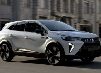 З мінівена у кросовери: представлено абсолютно новий Mitsubishi Grandis All New Mitsubishi Grandis