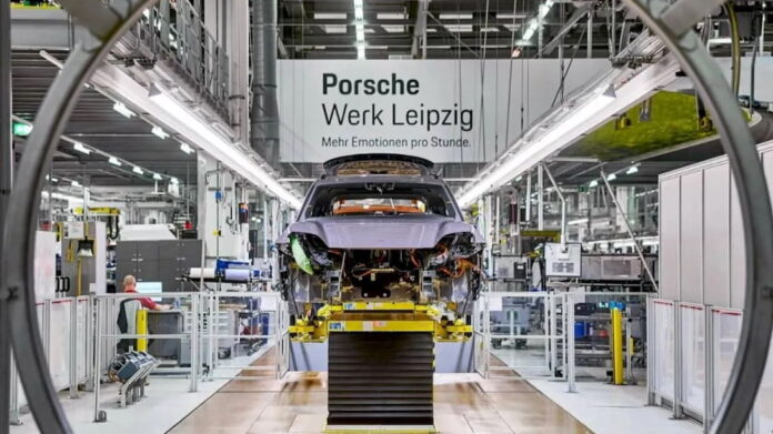 Porsche Macan EV
