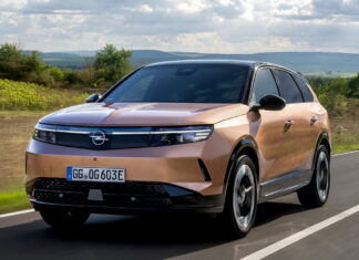 Стартували продажі флагманського кросовера Opel із запасом ходу 700 км: названо ціну Opel Grandland Electric Long Range