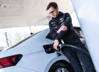 Skoda Superb diesel record