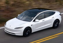 Голі та босі: Tesla представила найдешевші електрокари Model 3 та Model Y Tesla Model 3 Standard