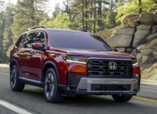 Honda оновила свій найбільший сімейний кросовер: відома ціна 2026 Honda Pilot Elite