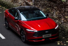 Представлено новий Ford Mondeo: що змінилося у популярному бізнес-седані New Ford Mondeo