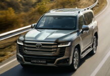 Стартують продажі найпотужнішого Toyota Land Cruiser: відома ціна 2026 Toyota Land Cruiser 300 Hybrid