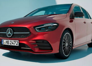 Mercedes розробляє нову найдешевшу модель, яка поєднує риси кросовера та мінівена Mercedes-Benz-B-Class