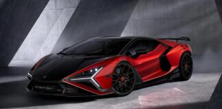 Lamborghini Revuelto SV