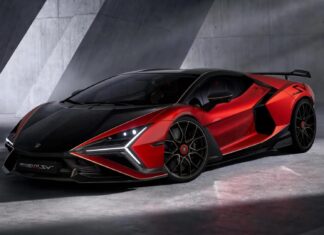 Lamborghini Revuelto SV