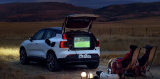 Volvo-Cars-turns-the-EX30-into-a-mobile-power-bank